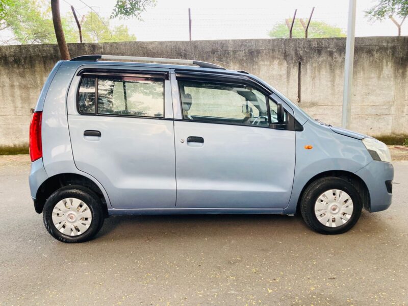 WAGONR LXI CNG 2013
